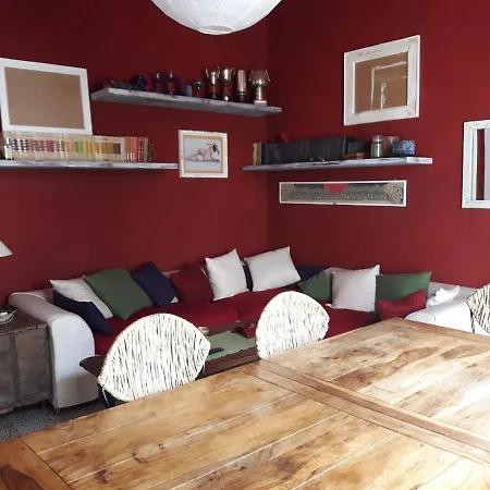 Homestay La Casa Di Ale E I Suoi Piccoli Amici In Zona Separata Della Casa Sassari