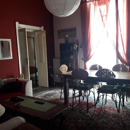 ホームステイ La Casa Di Ale E I Suoi Piccoli Amici In Zona Separata Della Casa *